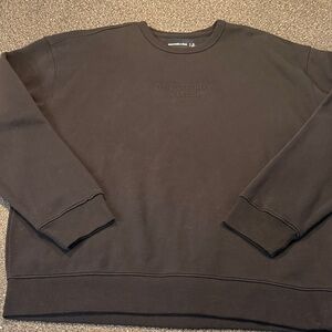 Abercrombie & Fitch Black Crewneck Sweatshirt - size XL